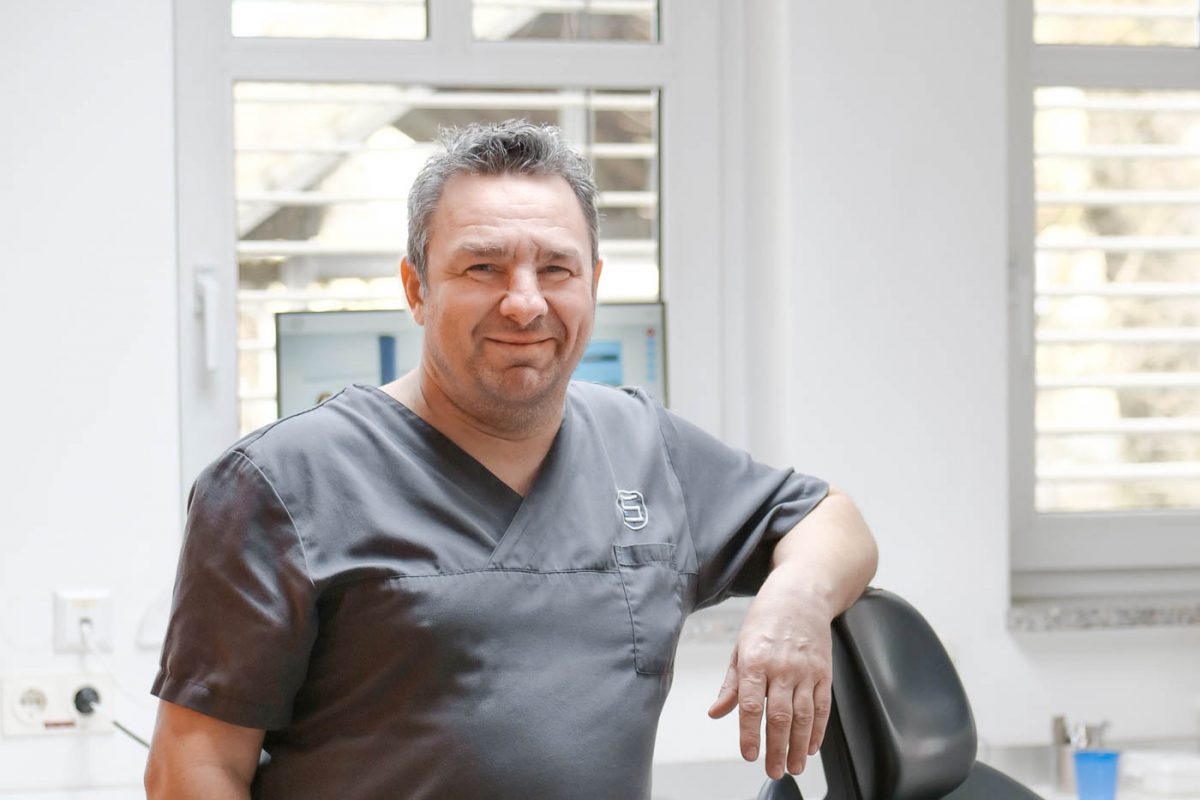 Zahn-Implantatzentrum-strahinovic-2